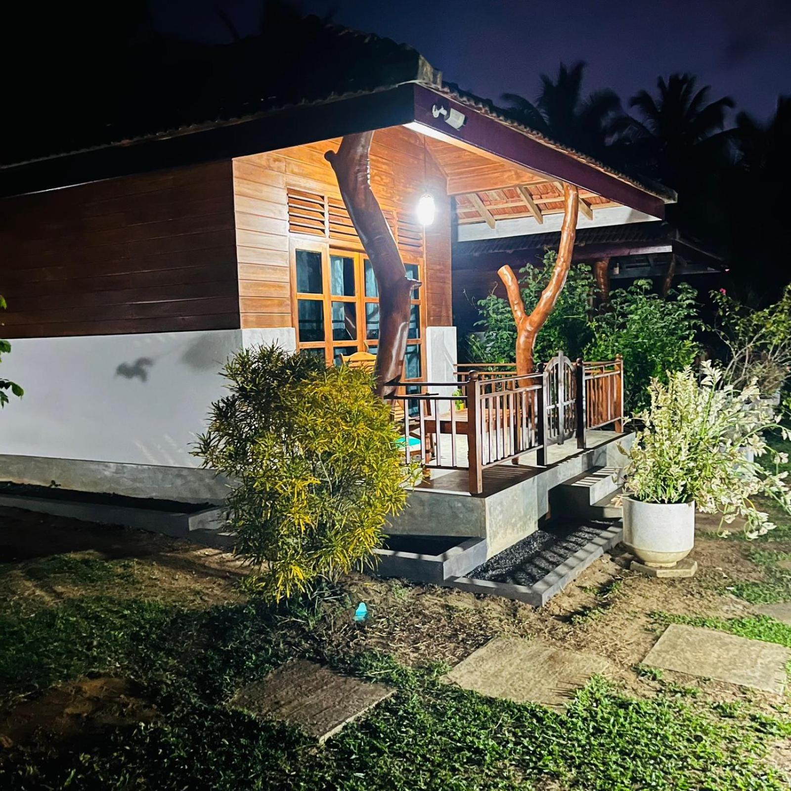 Hanguk Lanka Lagoon Villa Tangalle Extérieur photo