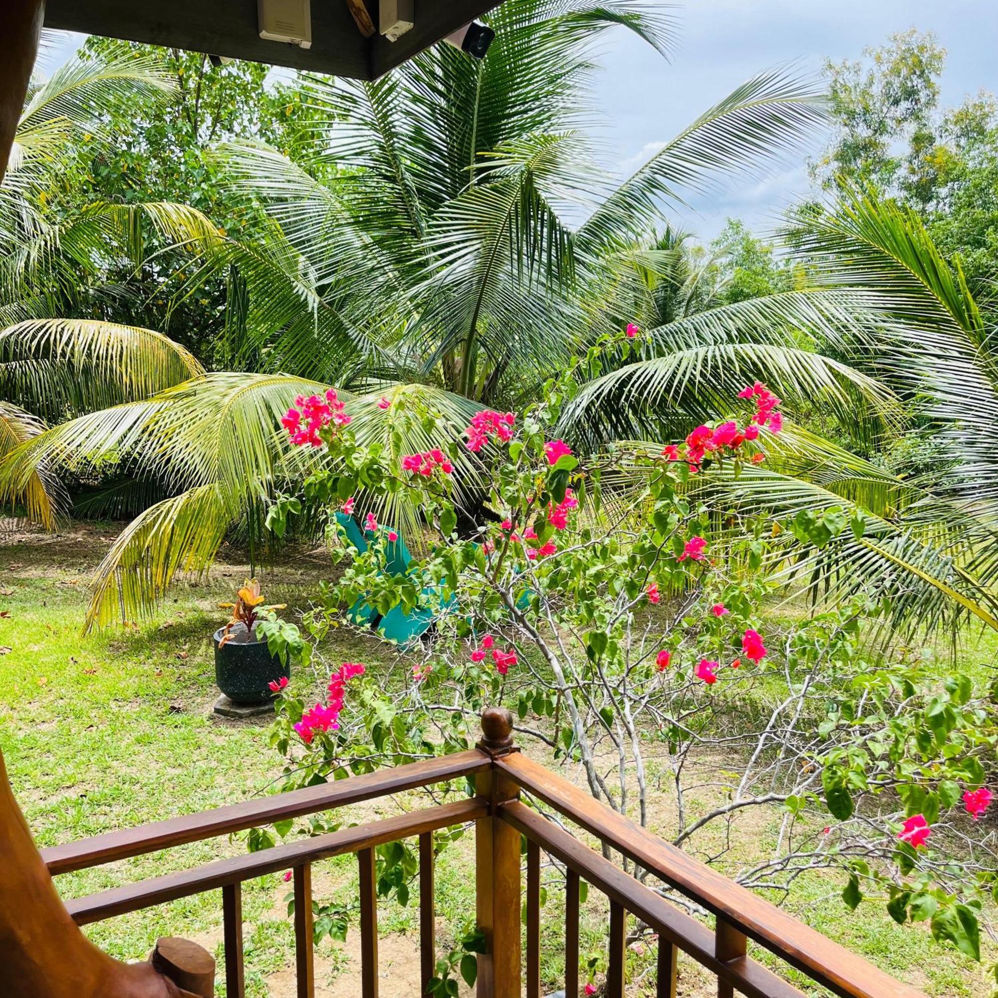 Hanguk Lanka Lagoon Villa Tangalle Extérieur photo