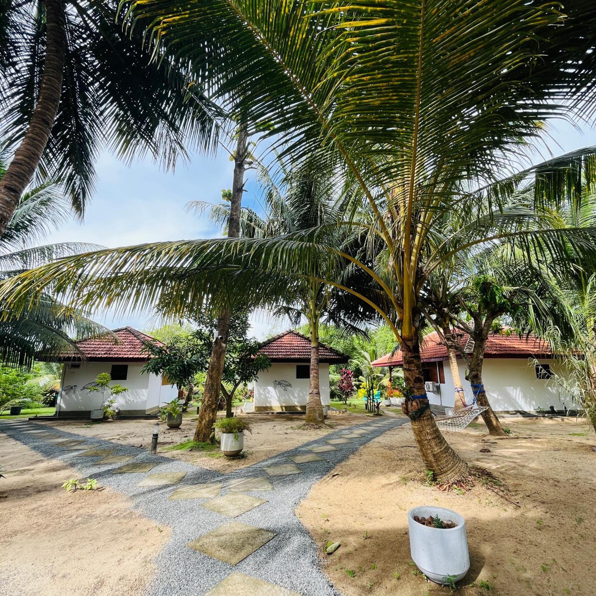Hanguk Lanka Lagoon Villa Tangalle Extérieur photo