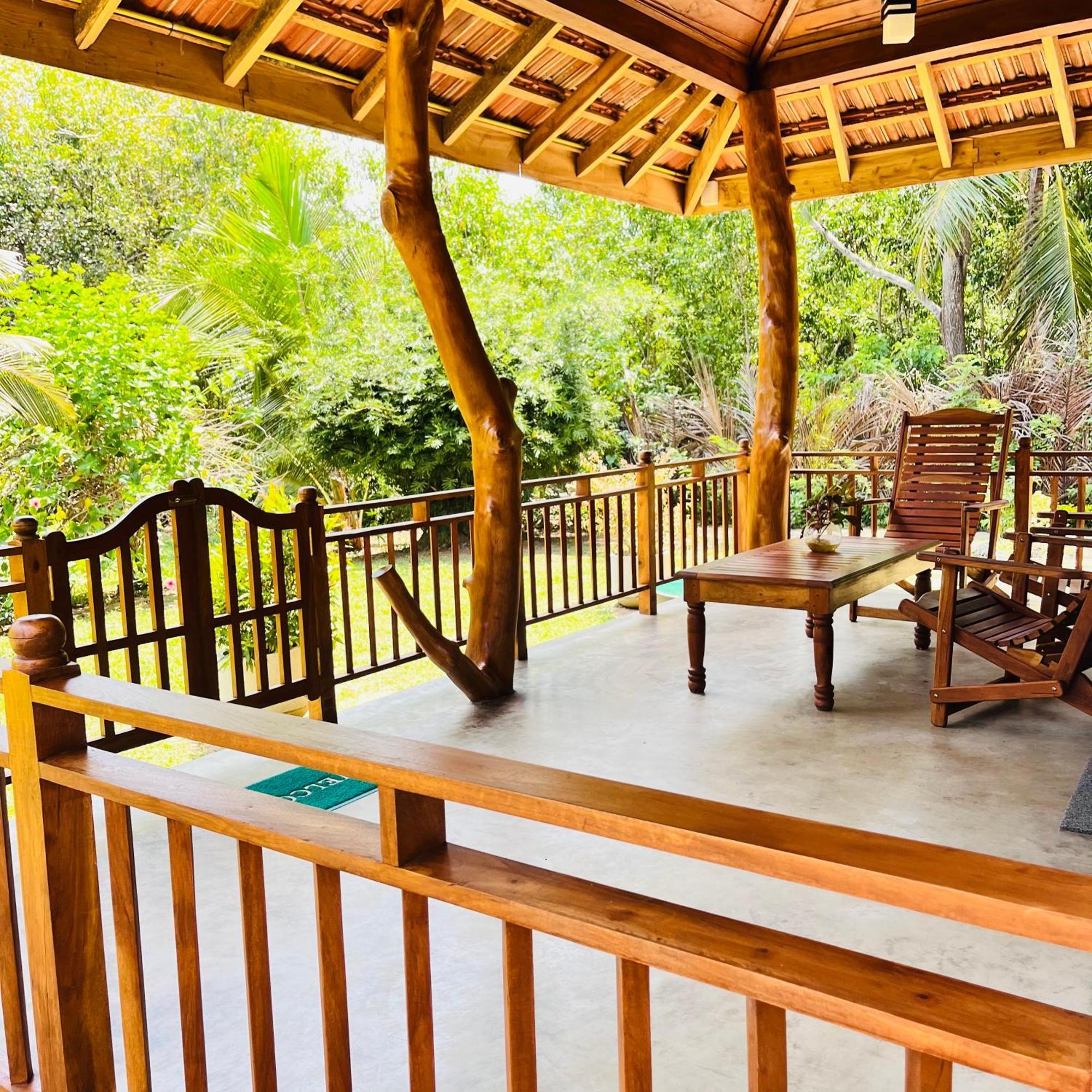 Hanguk Lanka Lagoon Villa Tangalle Extérieur photo