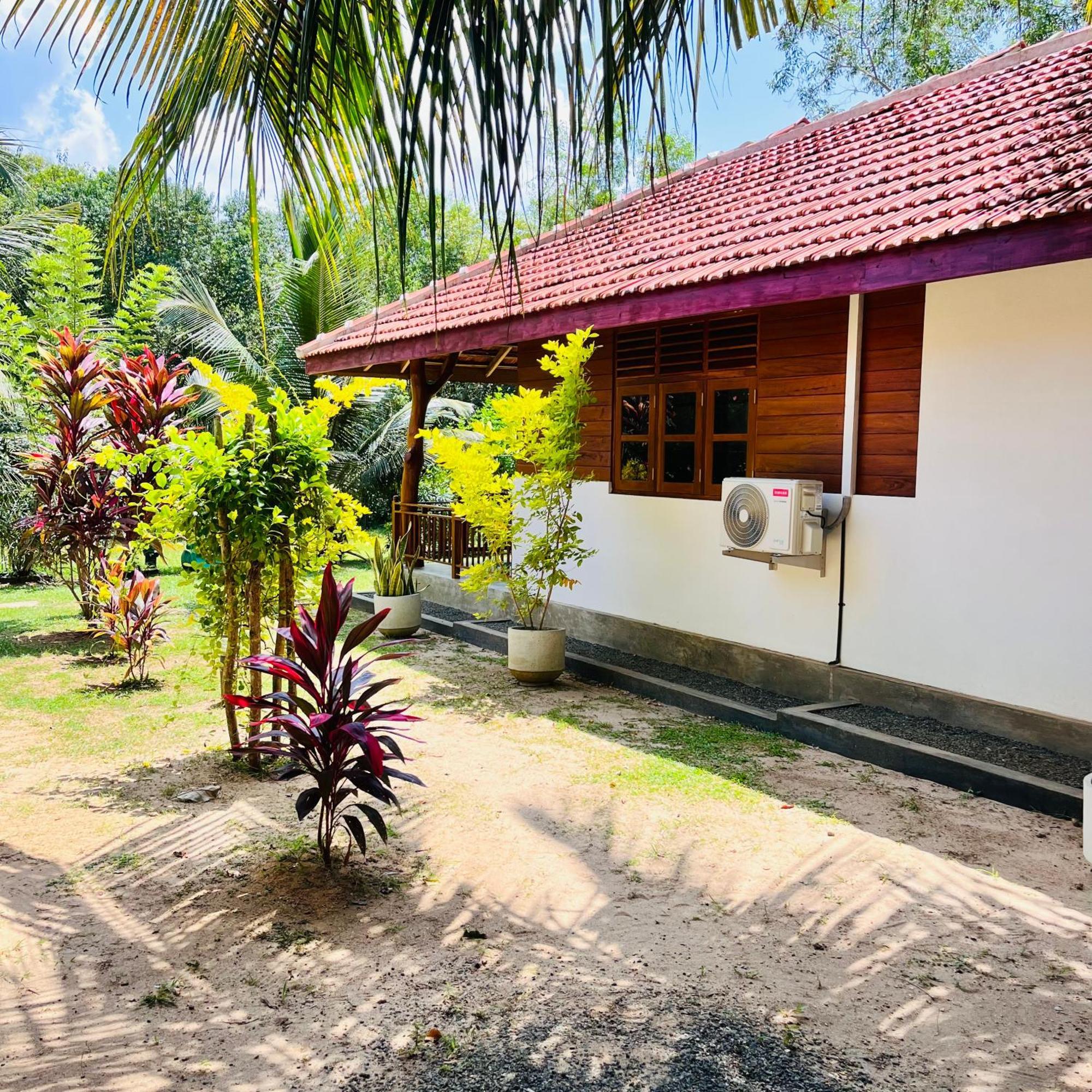Hanguk Lanka Lagoon Villa Tangalle Extérieur photo